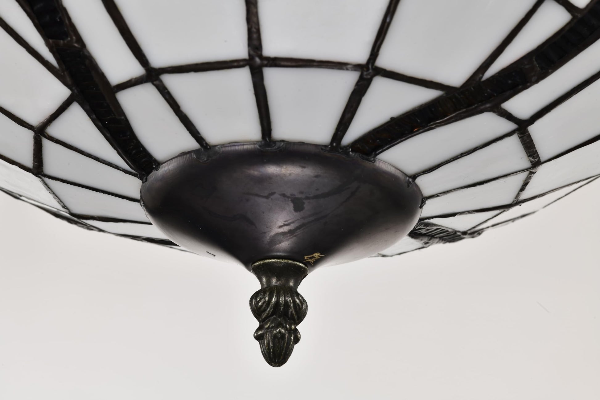 BELOFAY Wild Vine Tiffany Ceiling Light Stained Glass Art Deco Handmade Uplighter Shade Ceiling Lights for Living Room, Bedroom, Dining Room and Kitchen
