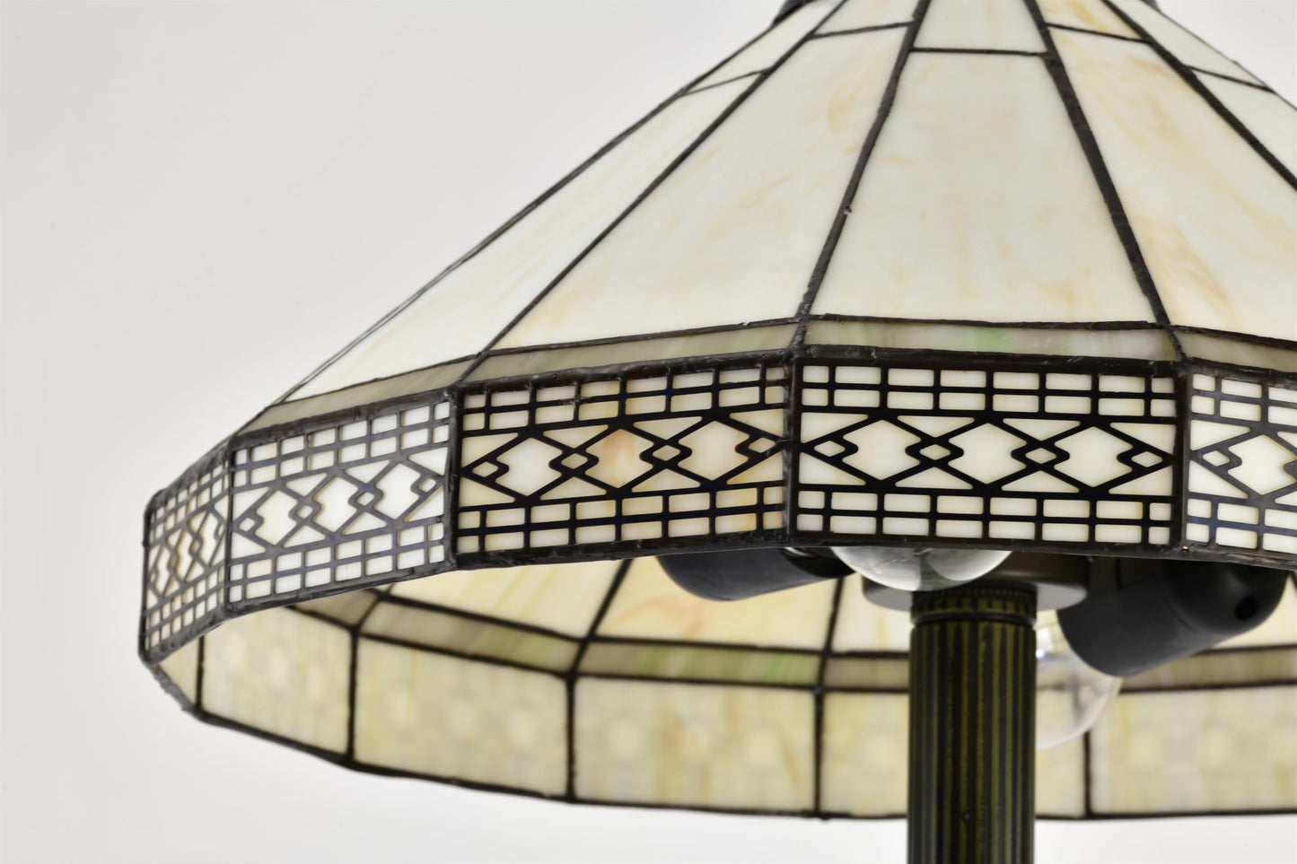BELOFAY Tiffany Floor Lamps, Stained Glass Handmade Tiffany Lights Floor Lamps for Bedrooms, Living Room and Lounge